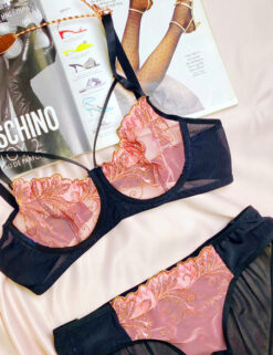 Alternative view of ست لباس زیر مدل مانلین